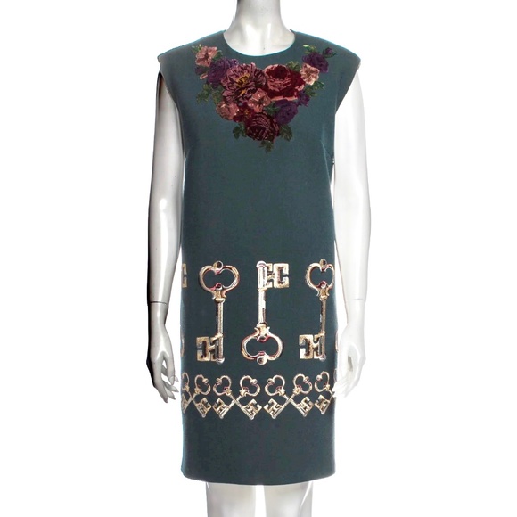 dolce gabbana embroidered dress Dolce & Gabbana Lace Silk-Blend Maxi Dress – Bluefly